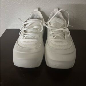 CROCS White Platform Sneakers with Chunky Sole